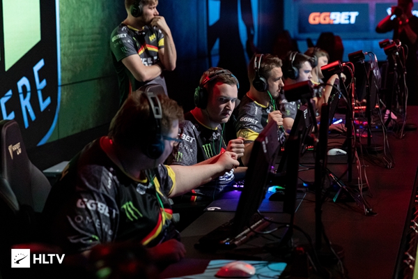 场取得的成 场取得的成