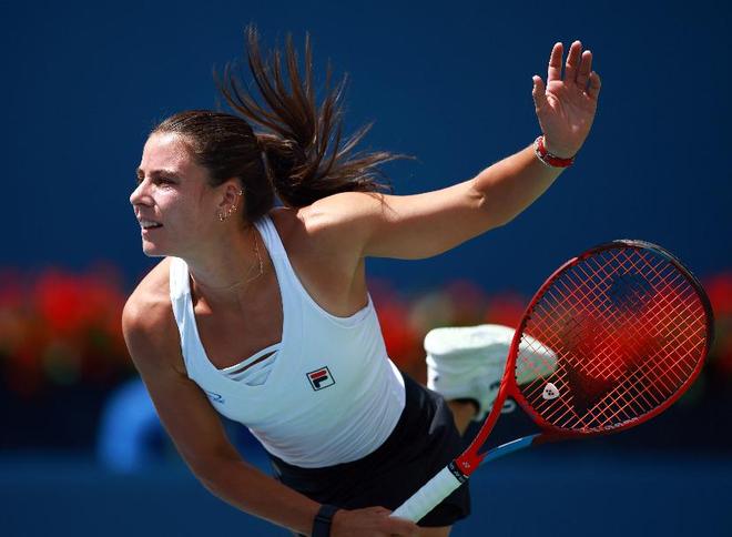 首钢队防守 首钢队防守