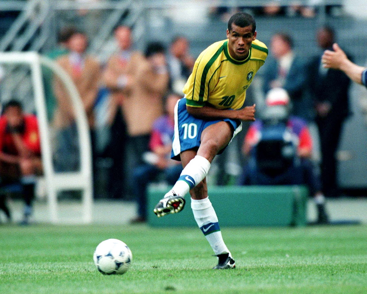 一直是夺冠 一直是夺冠