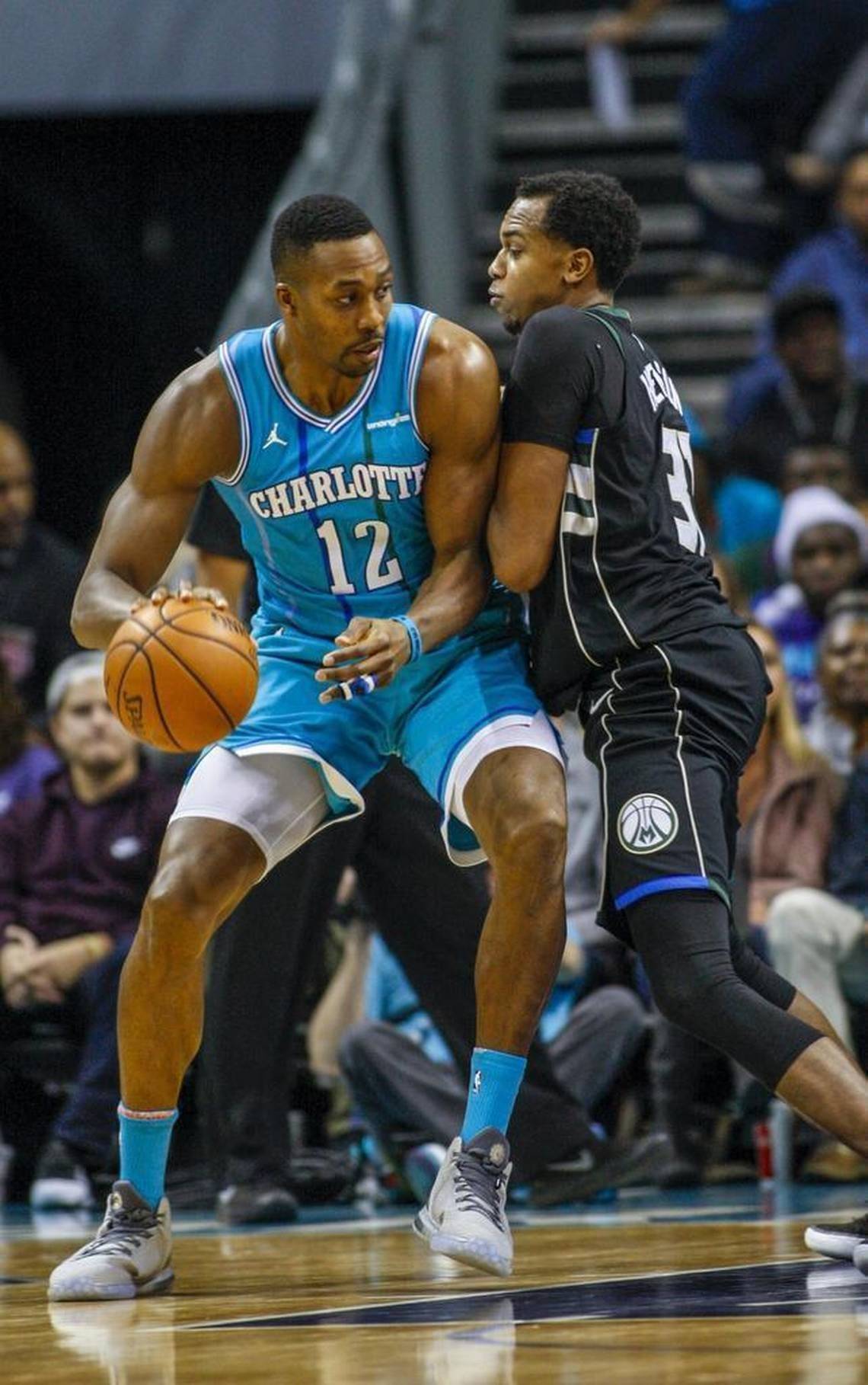 硬生生按住 硬生生按住