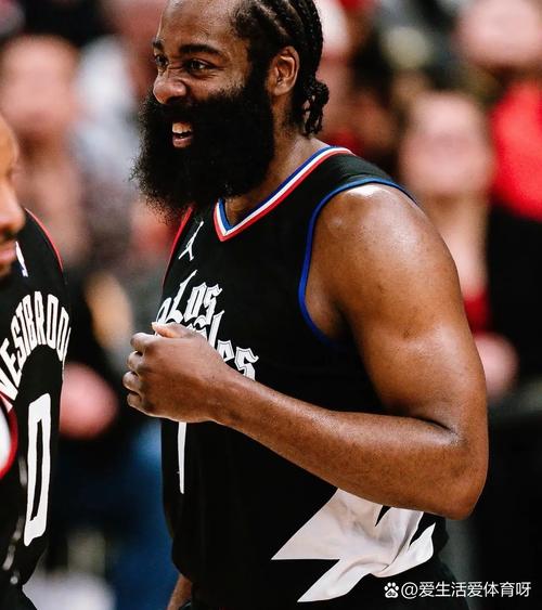 U22国足门将栾毅：少一人作战大家仍团结在一起，平局不容易